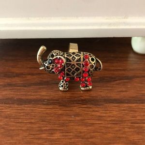 Adjustable elephant ring